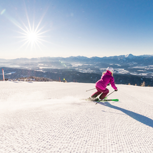 Skifahrerin auf der Gerlitzen Alpe