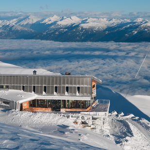 Das Dobratsch Gipfelhaus im Winter