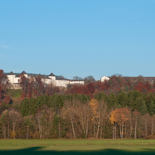 Kloster Wernberg im Herbst